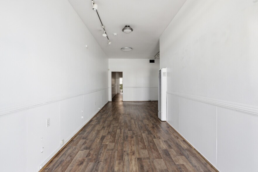 More Photos Of 3521 Ocean View Blvd, Glendale General Retail For Sale