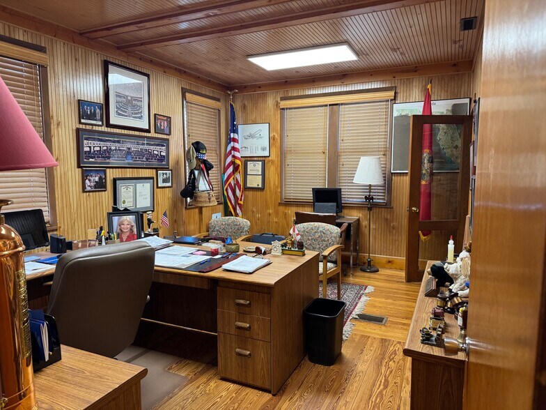 More Photos Of 1000 S Ridgewood Ave, Daytona Beach Office Residential For Sale