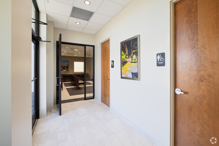 More Photos Of 12249 Stoneybrook Pky, Winter Garden Medical For Sale