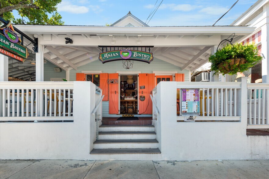 Primary Photo Of 816 Duval St, Key West Restaurant For Sale