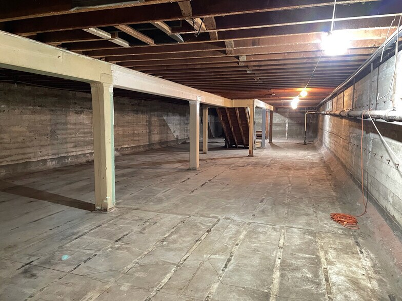 More Photos Of 2277 Shattuck Ave, Berkeley Storefront For Sale