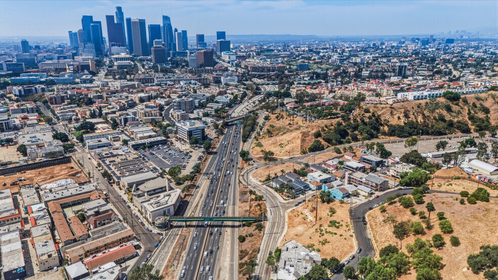 More Photos Of 626 Lookout Dr, Los Angeles Land For Sale