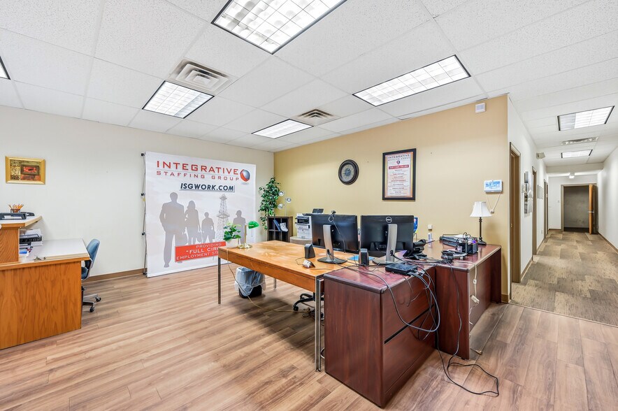More Photos Of 501-505 Market St, East Liverpool Storefront For Sale