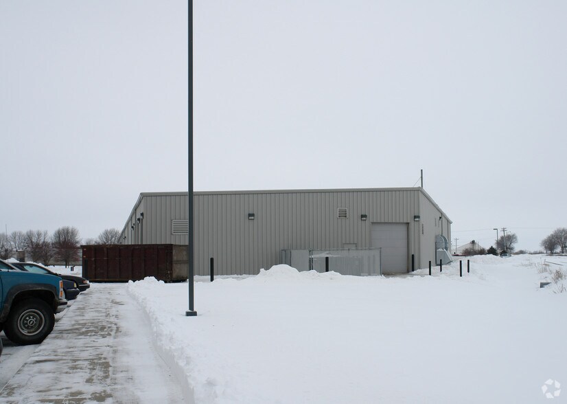 More Photos Of 107 Industrial Park Rd, Story City Warehouse For Sale