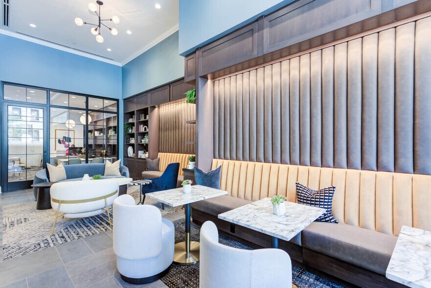 More Photos Of 747 N Wabash Ave, Chicago Apartments For Lease