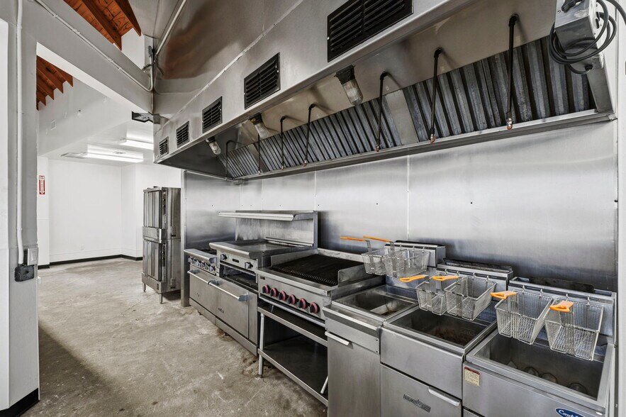 More Photos Of 9903 FM 2759 Rd, Richmond Specialty For Sale