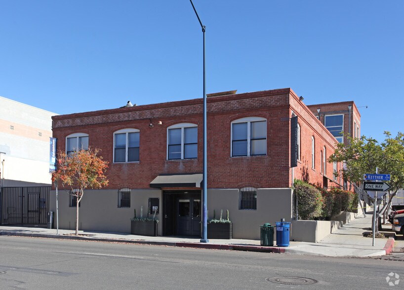 Primary Photo Of 800 W Ivy St, San Diego Office For Lease
