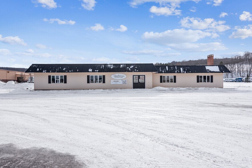 Primary Photo Of 8557 Mason Dixon Hwy, Meyersdale General Retail For Sale