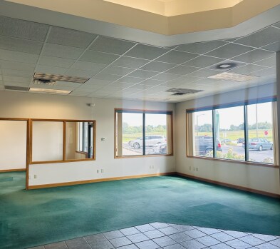 More Photos Of 818 Fox Ln, Waterford Unknown For Lease