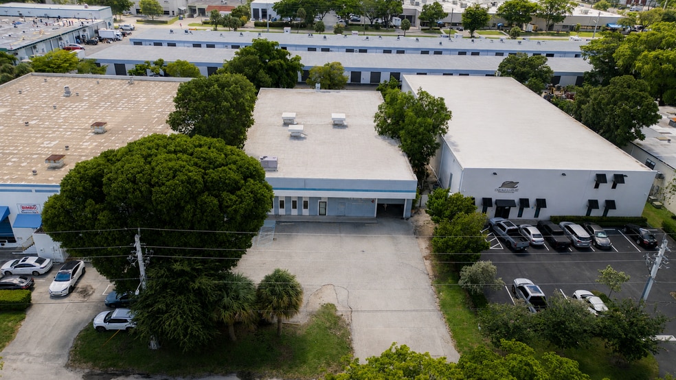 More Photos Of 6785 NW 17th Ave, Fort Lauderdale Warehouse For Sale