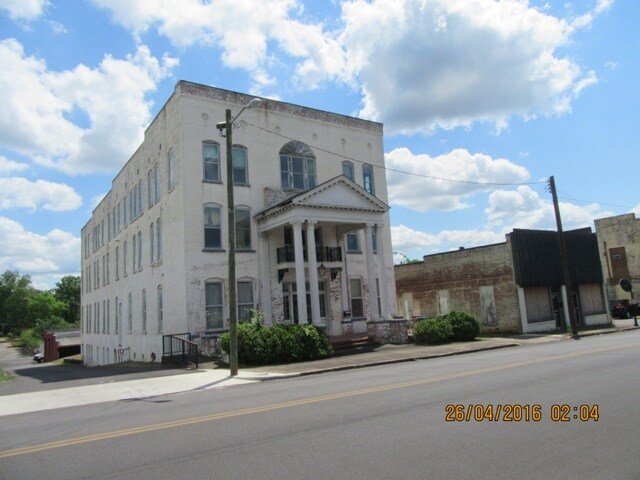 More Photos Of 117 North St E, Talladega Office For Sale