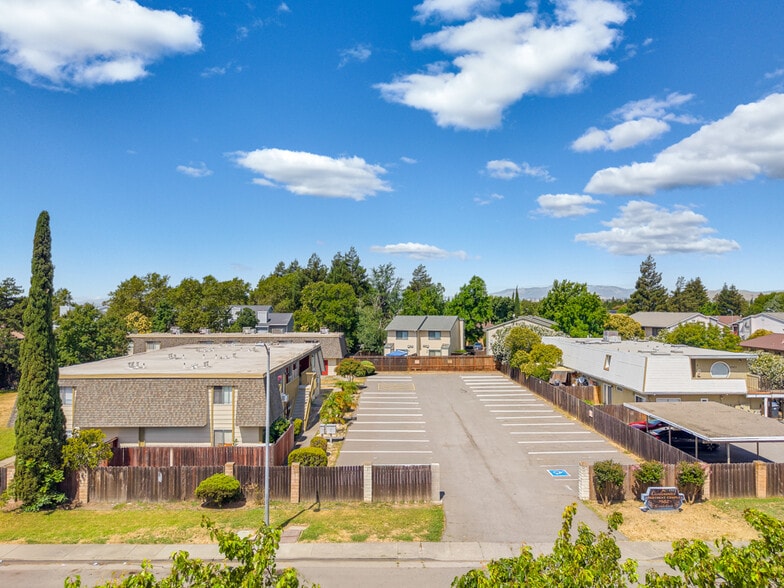 More Photos Of 1955 Grande Cir, Fairfield Apartments For Sale