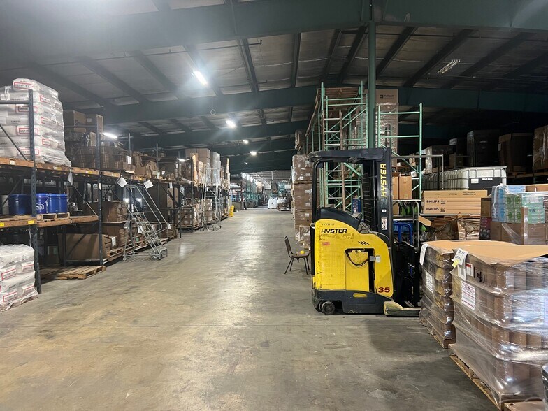 More Photos Of 2226 Springboro Pike, Dayton Manufacturing For Sale
