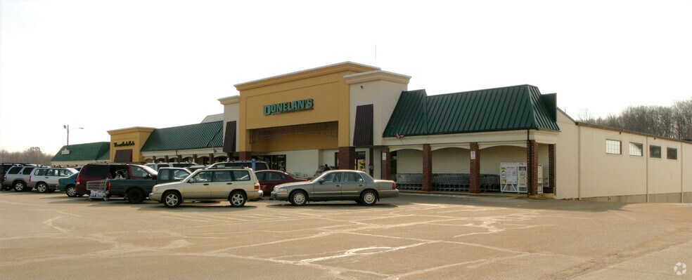 More Photos Of 224-240 Great Rd, Littleton General Retail For Sale