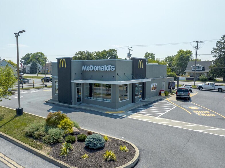 More Photos Of 481 W Penn Ave, Cleona Unknown For Lease