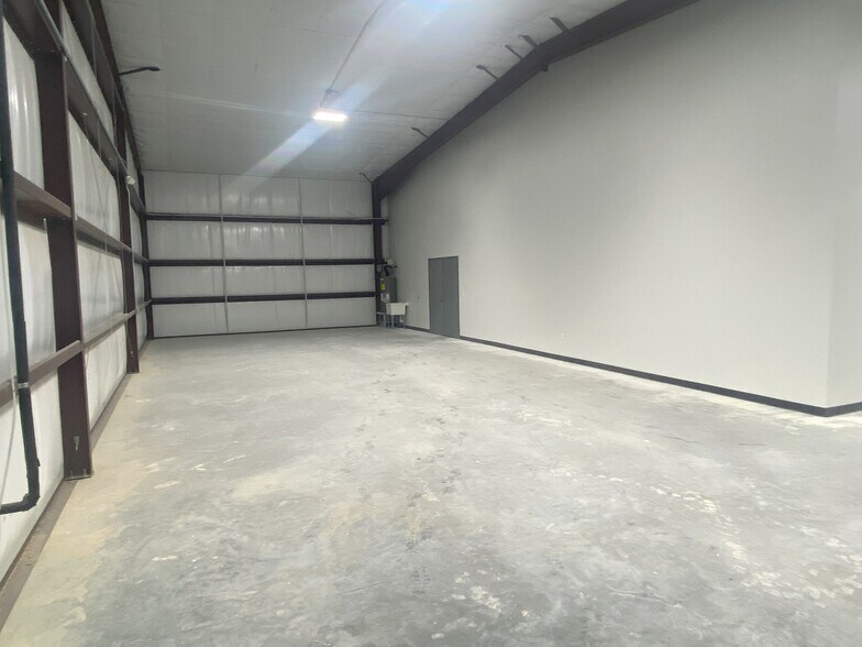 More Photos Of 4215 Gulf Fwy, Dickinson Freestanding For Lease