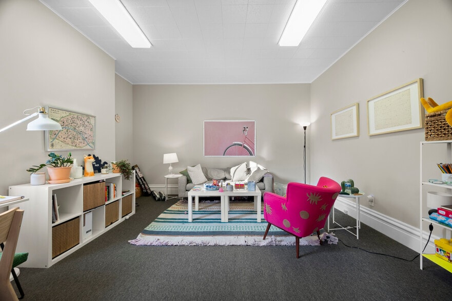 More Photos Of 258 42nd St, Pittsburgh Office For Sale