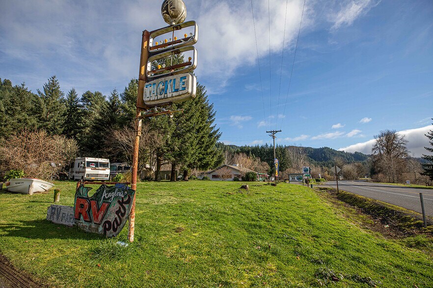 More Photos Of 32761 State Highway 38, Scottsburg Land For Sale