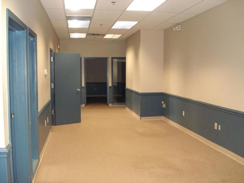 More Photos Of 801 N Salisbury Blvd, Salisbury Unknown For Lease