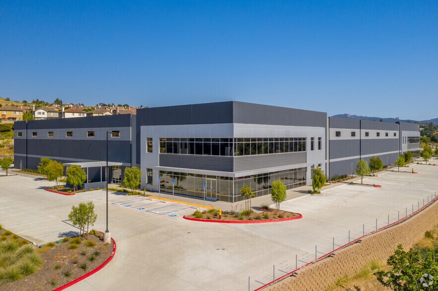 More Photos Of 2946 Norman Strasse Rd, San Marcos Warehouse For Lease