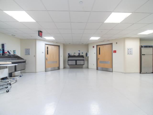 More Photos Of 10 Timberview Ln, Russell Medical For Sale