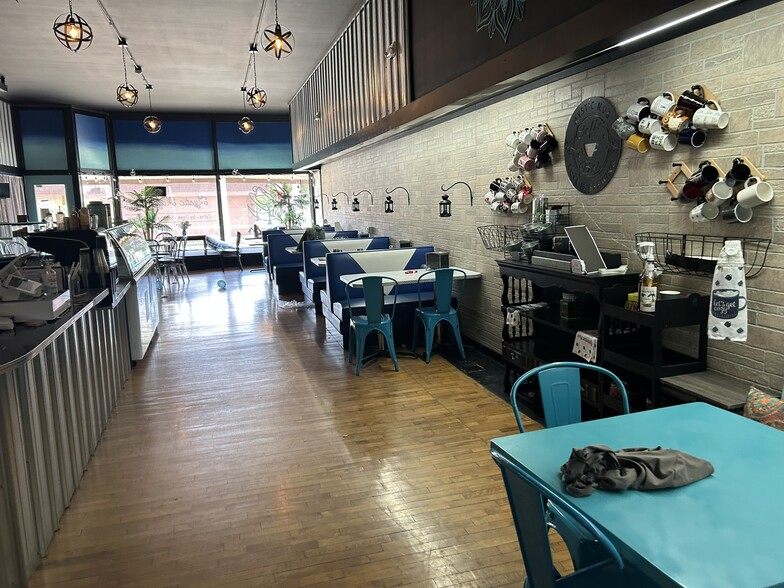 More Photos Of 7 E Muskegon St, Kent City Storefront Retail Residential For Sale