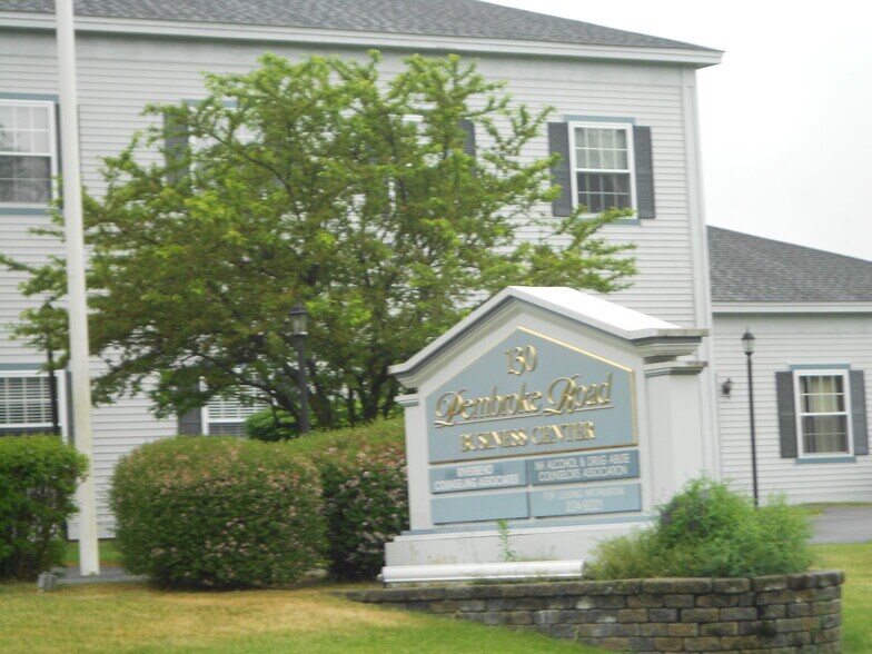 More Photos Of 130 Pembroke Rd, Concord Office For Lease