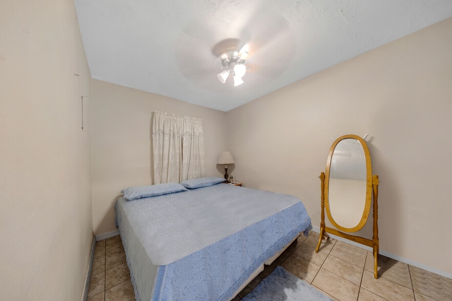 More Photos Of 223 SW 5th Ct, Deerfield Beach Multifamily For Sale