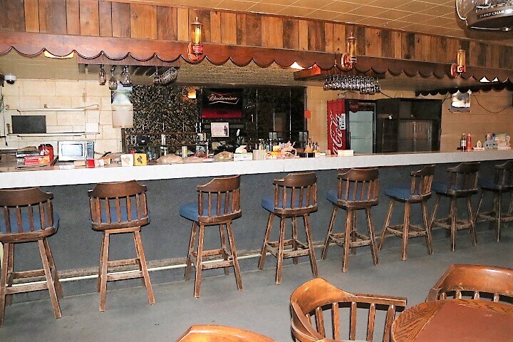 More Photos Of 127 Clayton Rd, Raton Bar For Sale