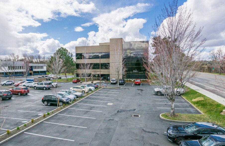 More Photos Of 1555 Shoreline Dr, Boise Office For Lease