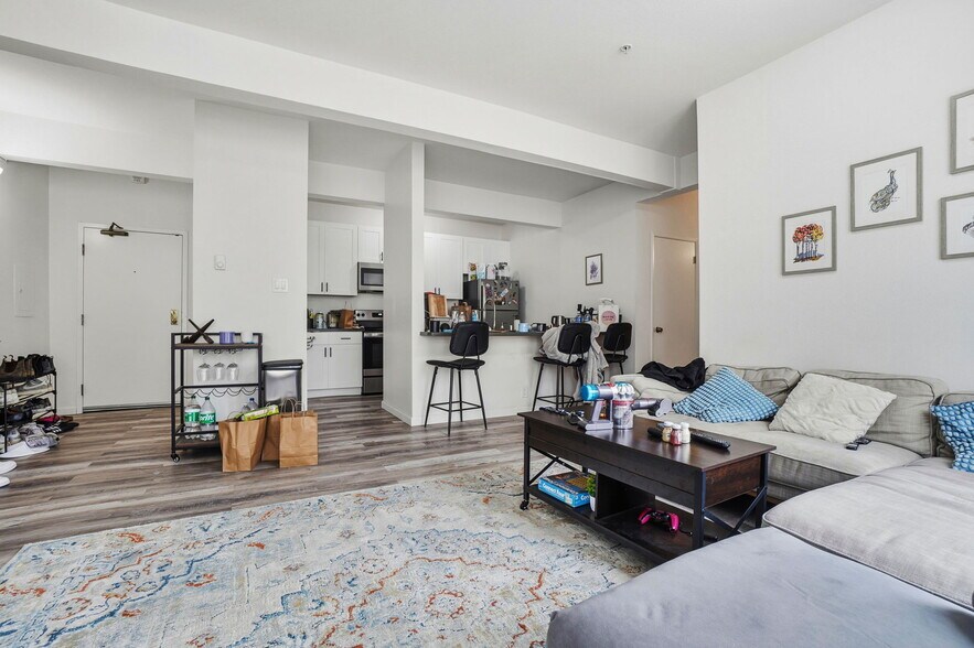 More Photos Of 1400 Jones St, San Francisco Apartments For Sale