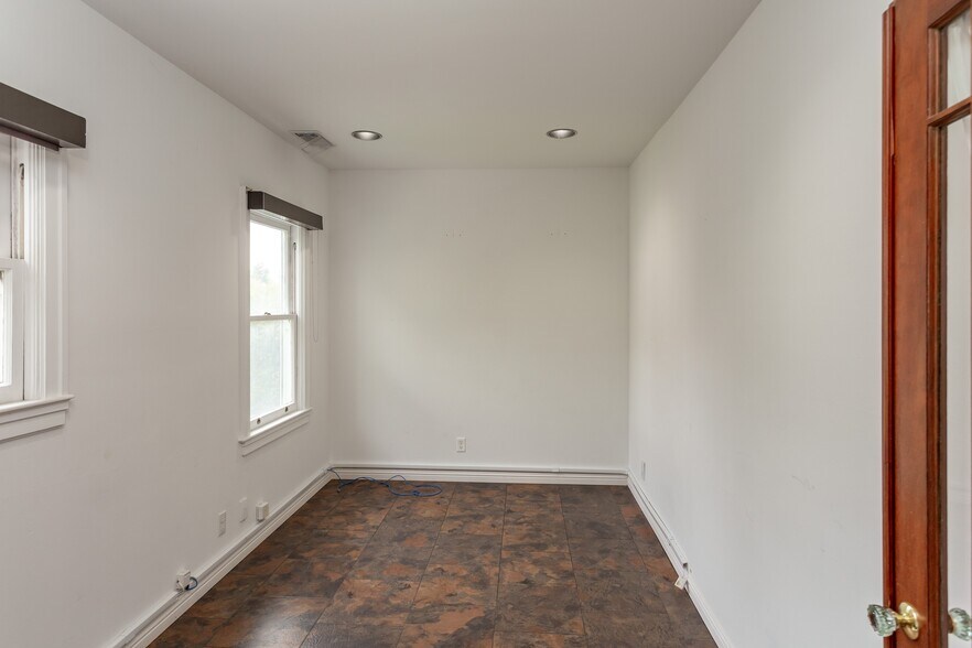 More Photos Of 2060 The Alameda, San Jose Loft Creative Space For Sale