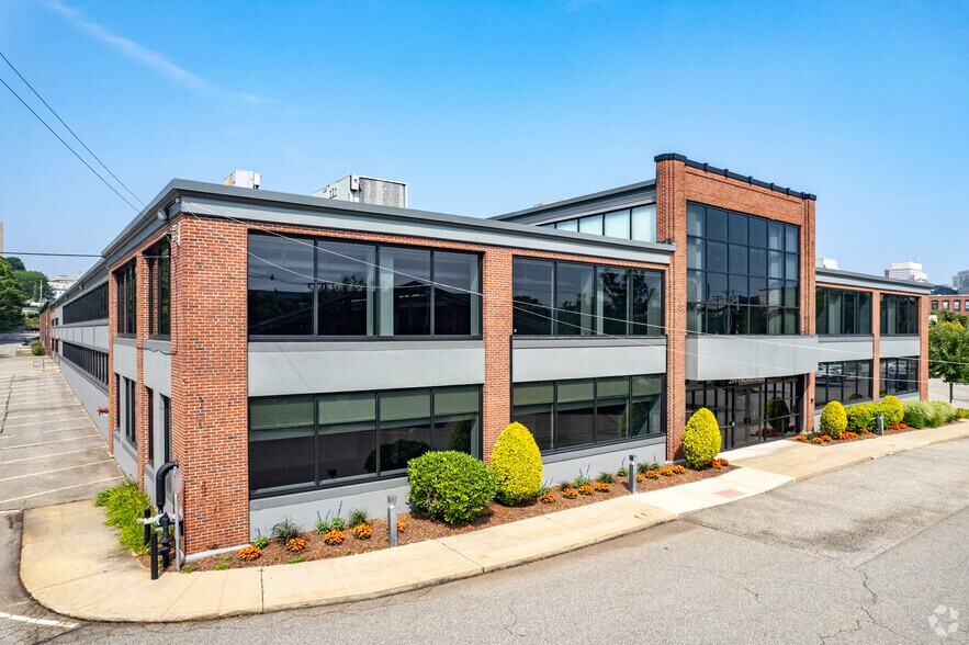 More Photos Of 235 Promenade St, Providence Unknown For Lease