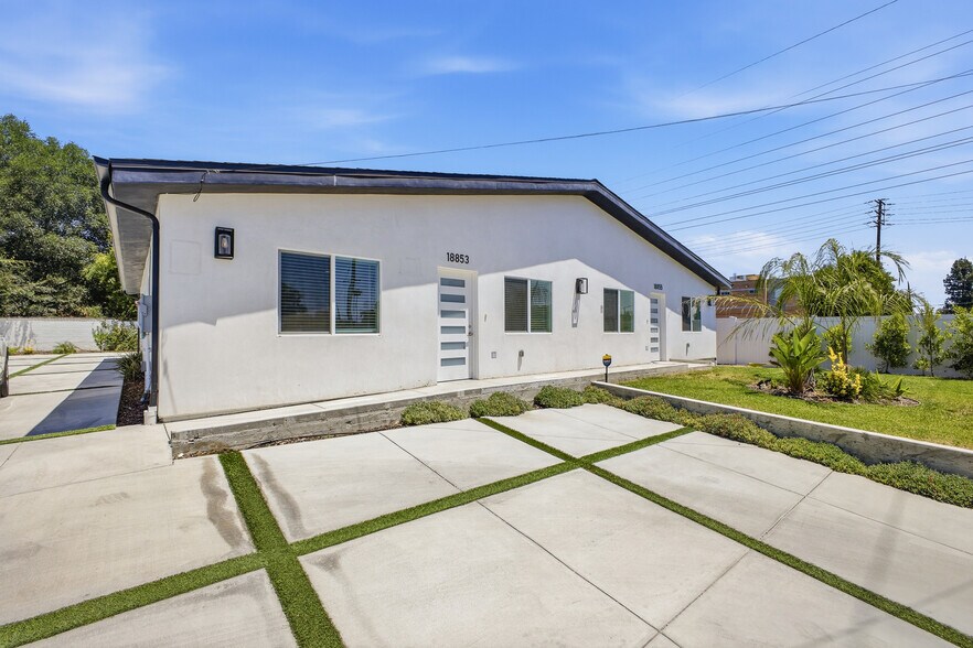 More Photos Of 18853 Saticoy St, Reseda Apartments For Sale