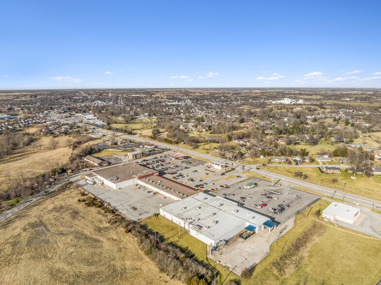 More Photos Of 844 S College St, Harrodsburg Unknown For Sale