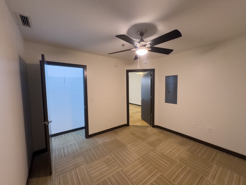 More Photos Of 110 Campbell Ave SW, Roanoke Apartments For Sale