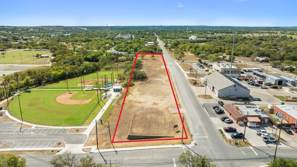 More Photos Of 711 Avenue N, Marble Falls Land For Sale