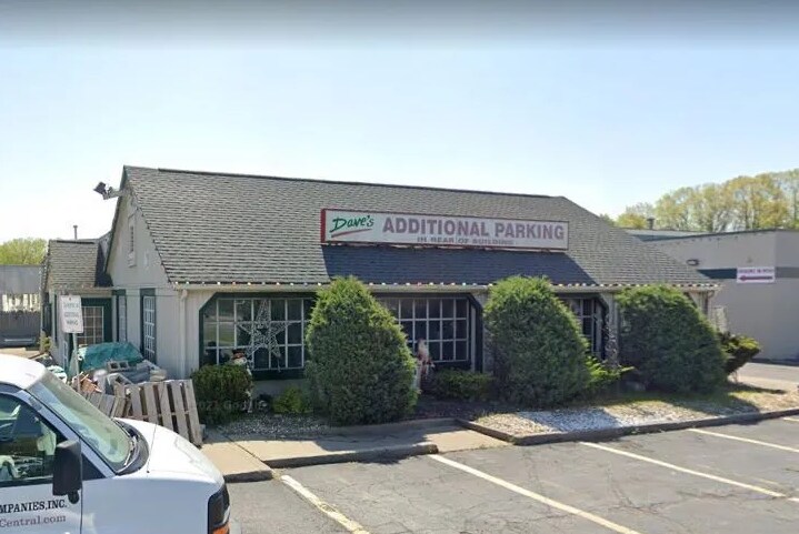 More Photos Of 2715 Union Rd, Cheektowaga Restaurant For Lease