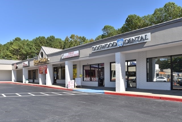 More Photos Of 2421-2423 Shallowford Rd, Marietta Unknown For Lease