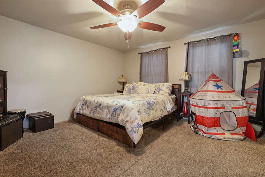 More Photos Of 411 Crane Ave, Turlock Office For Sale