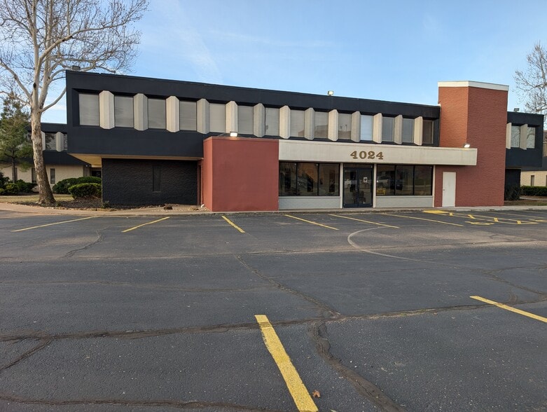 More Photos Of 4024 N Lincoln Blvd, Oklahoma City Coworking Space