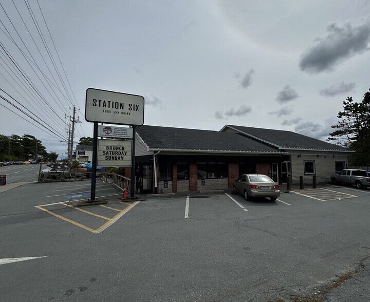 More Photos Of 247 Herring Cove Rd, Halifax Office For Lease