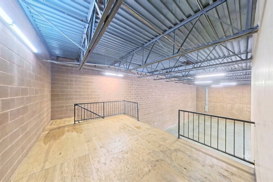 More Photos Of 195 W 500 N, La Verkin Warehouse For Sale