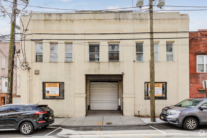 More Photos Of 117-119 36th St, Union City Warehouse For Sale