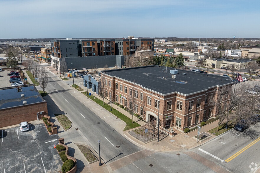 More Photos Of 150 Central Ave, Holland Office For Lease