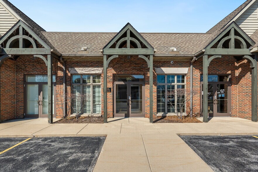 More Photos Of 4425 Montgomery Rd, Naperville Medical For Lease