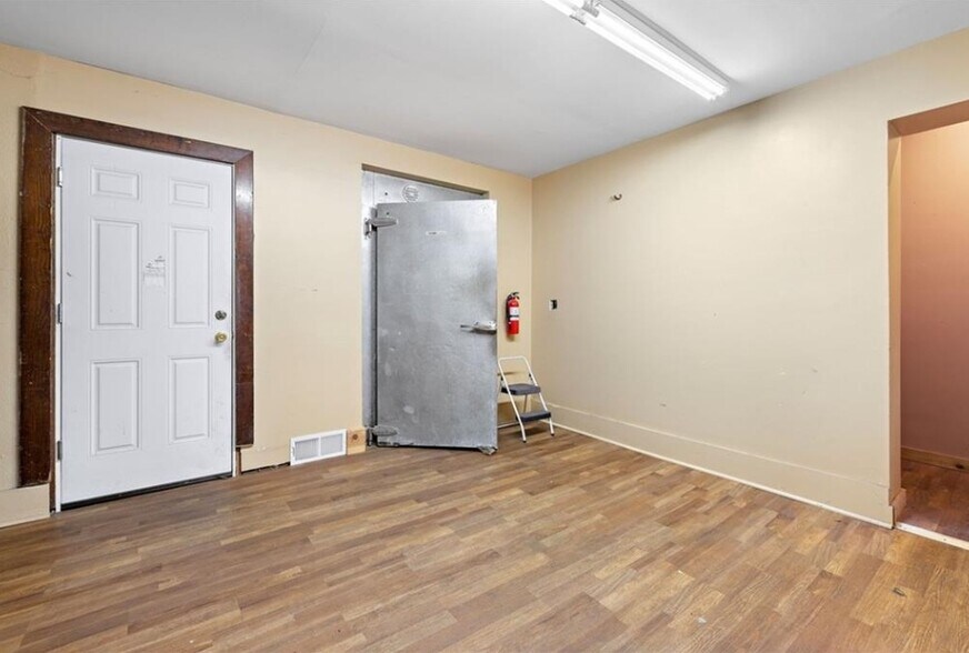 More Photos Of 121 W US Highway 40, Odessa Specialty For Sale