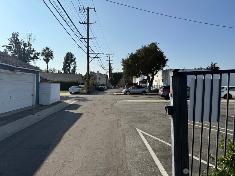 More Photos Of 144-148 E Foothill Blvd, Arcadia Office For Sale