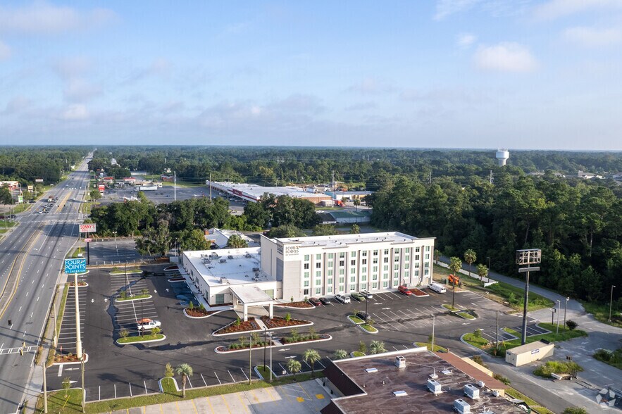 More Photos Of 5308 New Jesup Hwy, Brunswick Hotel For Sale