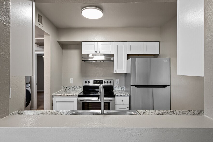 More Photos Of 1346 E Mountain View Rd, Phoenix Apartments For Sale